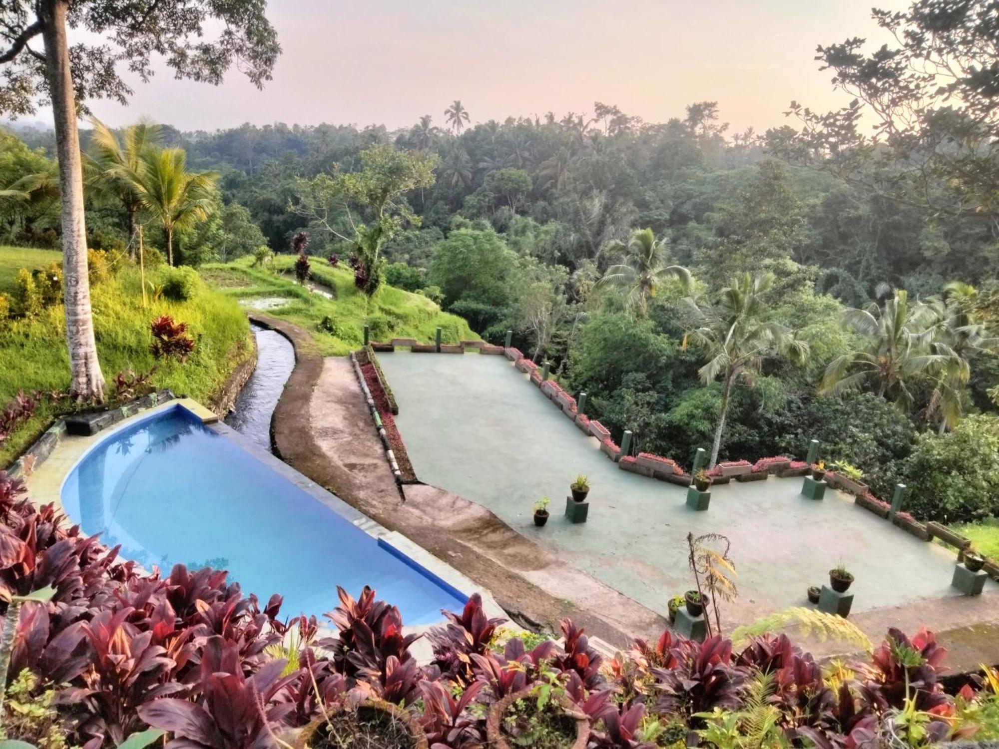 Sang Tirta Resort Penebel Ngoại thất bức ảnh