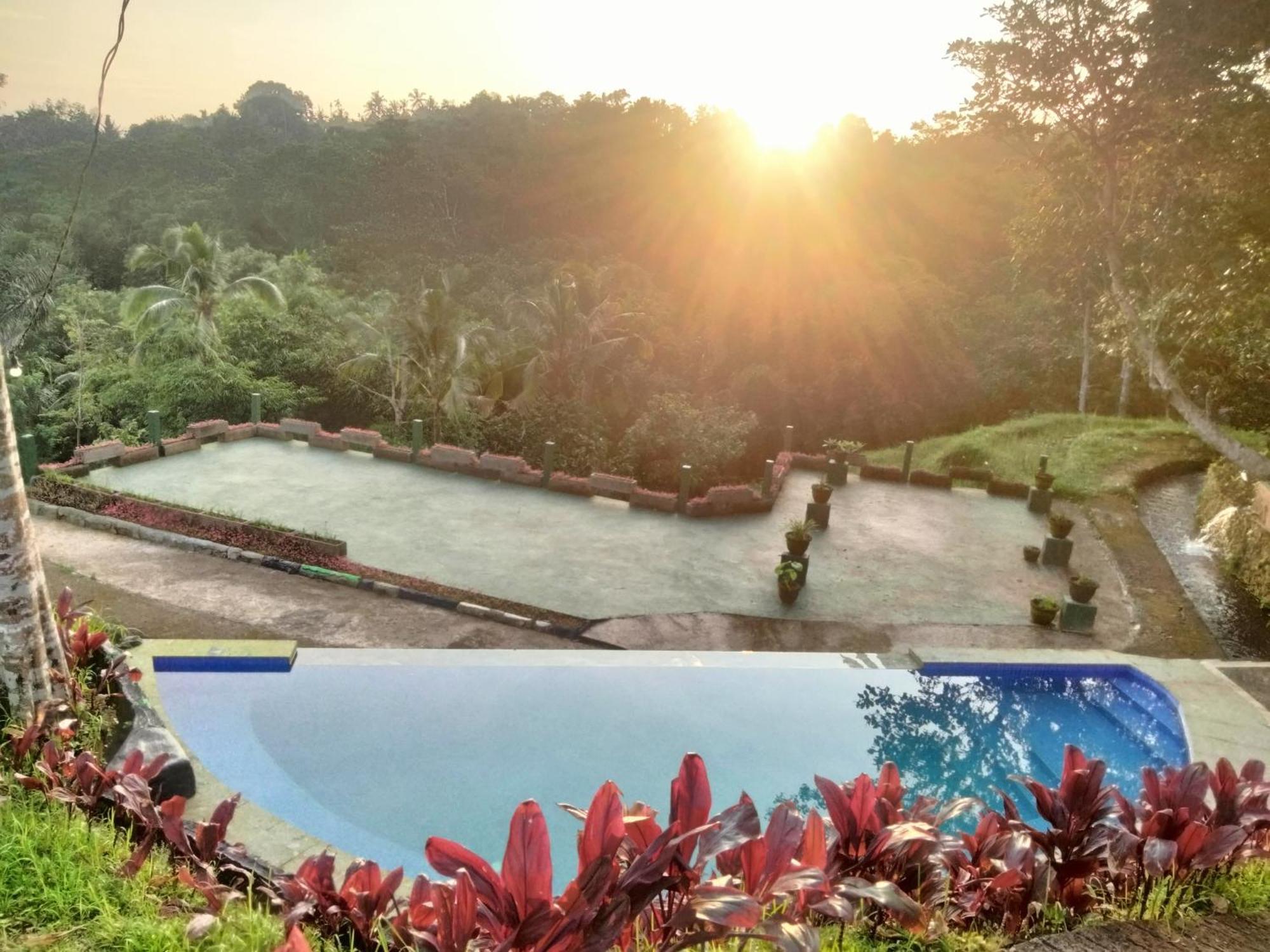 Sang Tirta Resort Penebel Ngoại thất bức ảnh